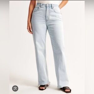 NWT‼️ ABERCROMBIE CURVE LOVE HIGH RISE 90s RELAXED JEAN